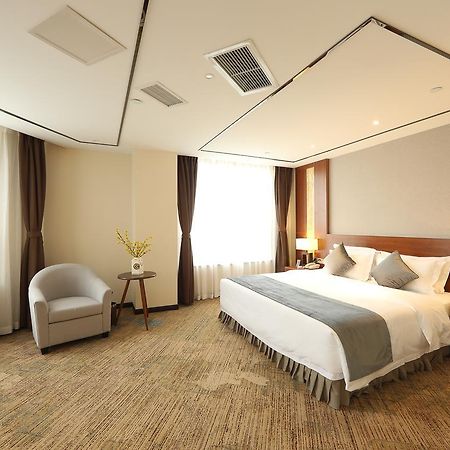 Zhi Hui Tang Feng Ze Hotel Чэнду Экстерьер фото